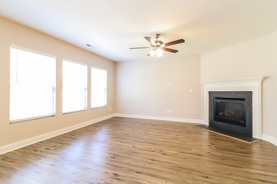 Building Photo - 133 Georgetowne Dr