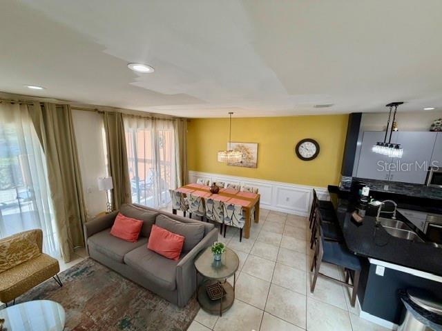 Building Photo - 5758 Lesabre Dr
