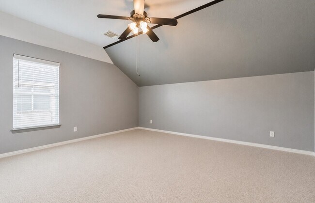 Building Photo - 14215 Jaubert Ct