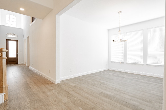 Building Photo - 8209 Abellia Ct