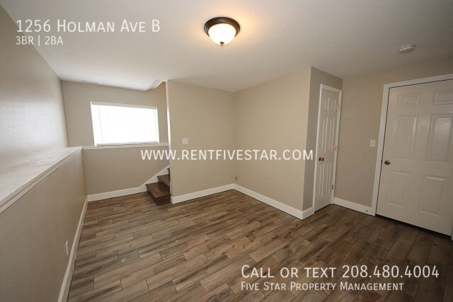 Building Photo - 1256 Holman Ave