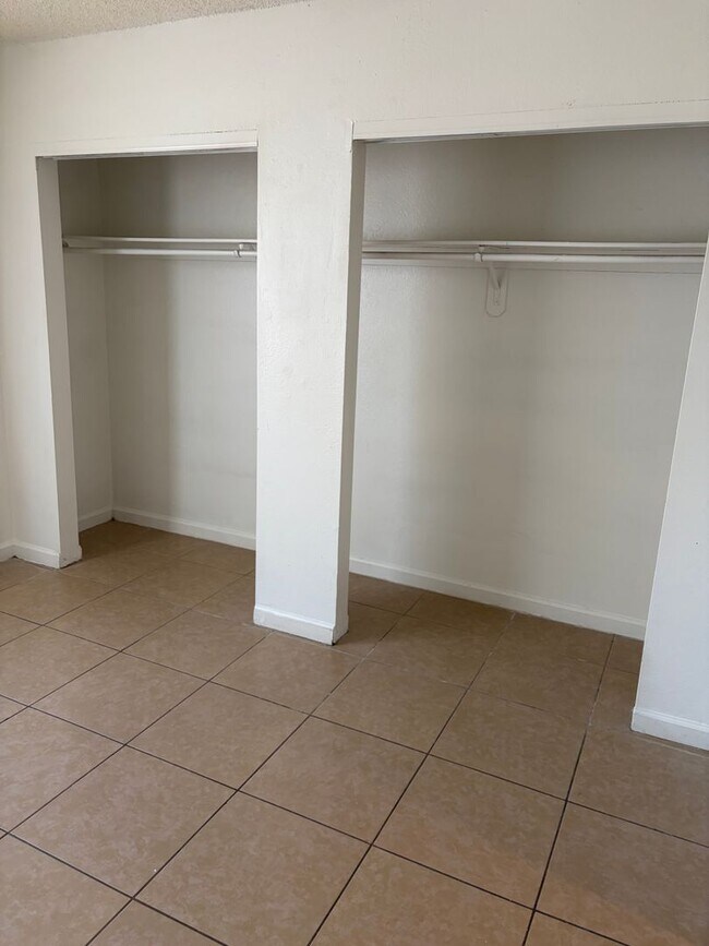 Building Photo - 2762 Sidewinder Ln