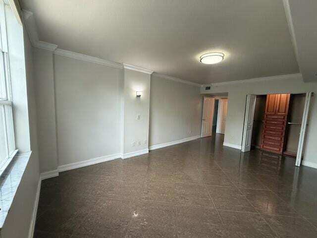 Building Photo - 600 S Dixie Hwy