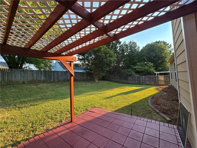 Building Photo - 3585 Plum Creek Trail NW