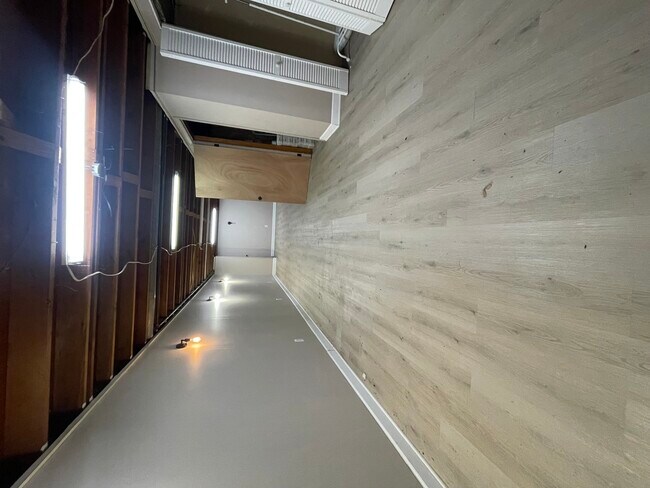 Building Photo - 23712 W Main St