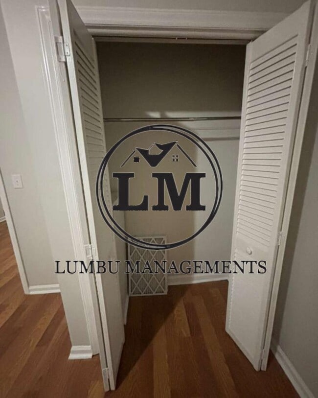 Building Photo - 1131 Stokes St