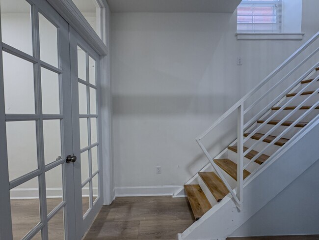 Building Photo - 536 N 19th St