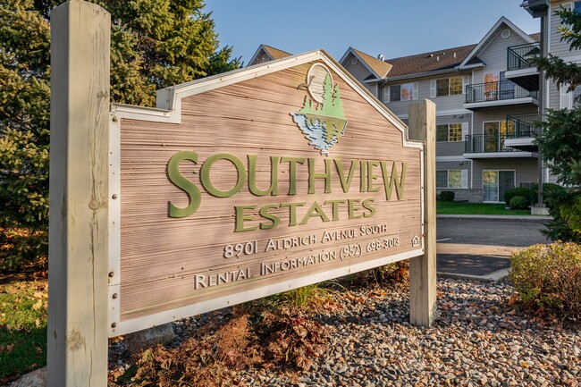 Building Photo - Southview Estates