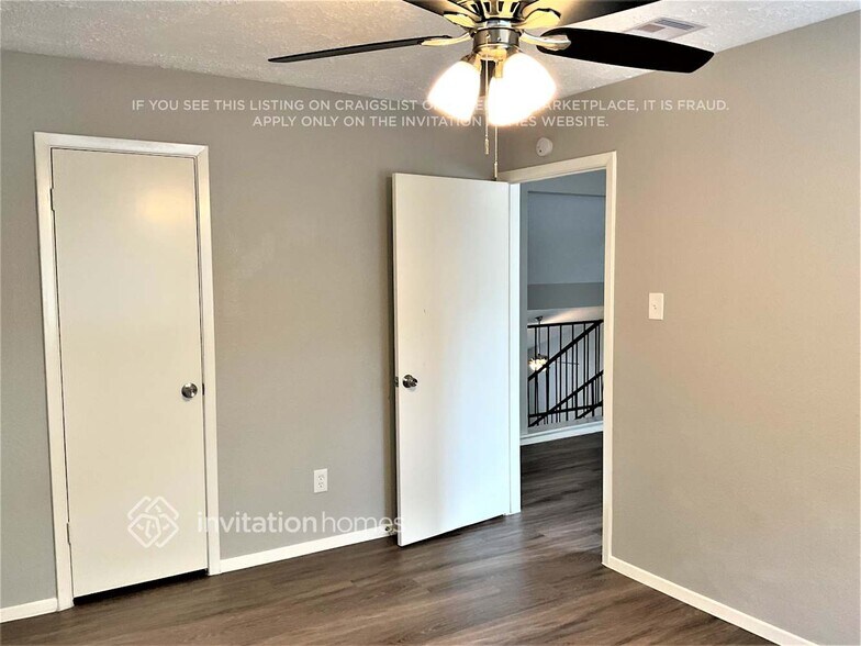 Building Photo - 2326 Meade Ct