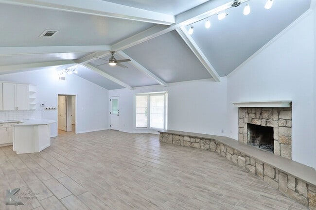 Building Photo - Complete RENOVATION only a few years ago!  Large bedrooms!