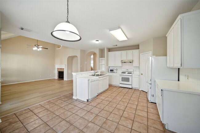 Building Photo - 21611 Balsam Brook Ln