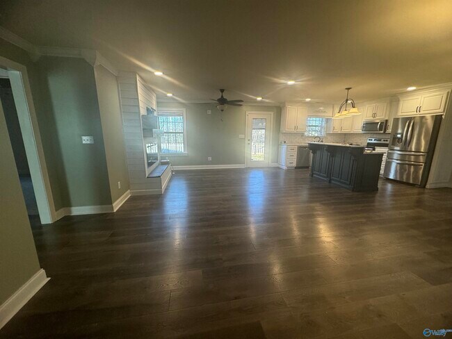 Building Photo - 20456 Pheasant Dr