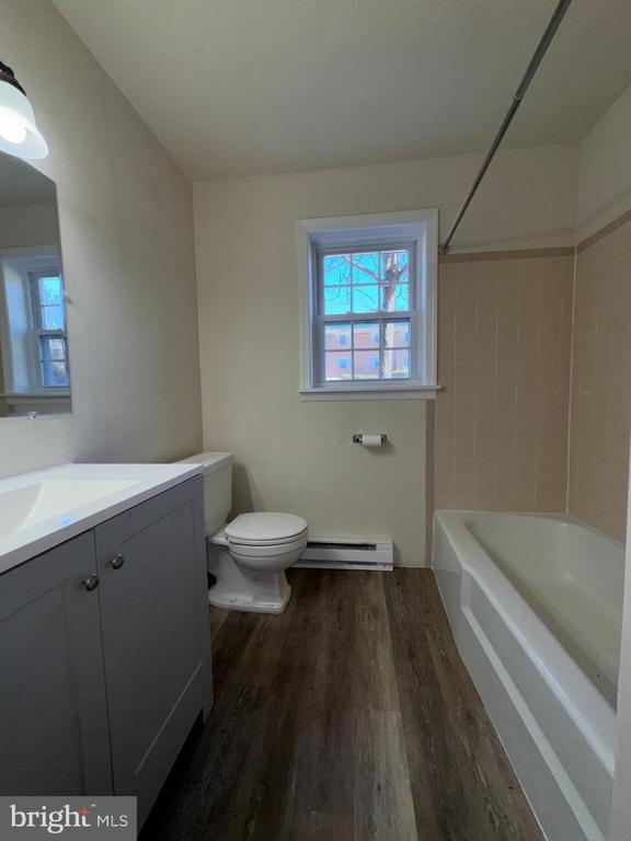 Building Photo - 7 Orchard Hills Dr