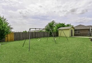 Building Photo - 100 Justin Wy