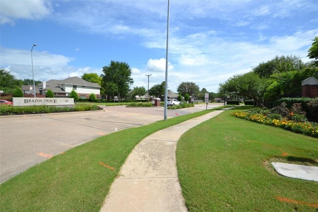 Building Photo - 1514 Coyote Hills Ln