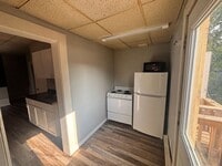Building Photo - Studio Apartment Blocks from Downtown La Crosse