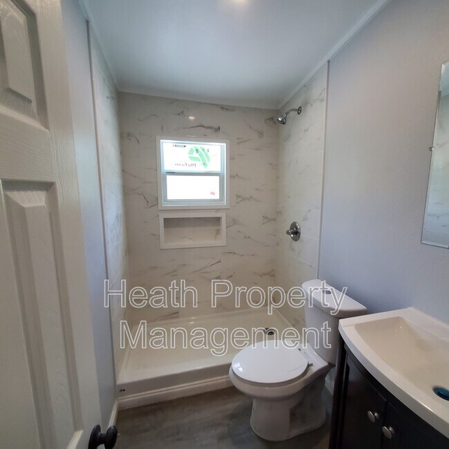 Building Photo - 1735 25th St S