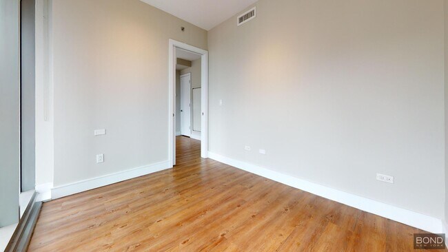 Building Photo - 237 E 34th St