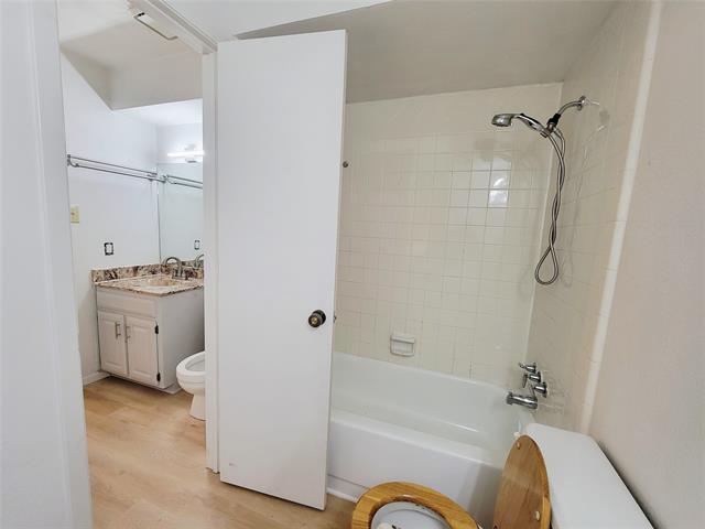 Building Photo - 205 McCarley Pl