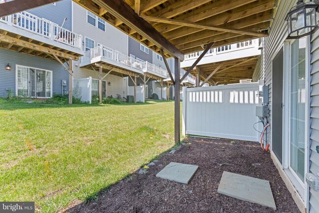 Building Photo - 6094 Camerons Ferry Dr