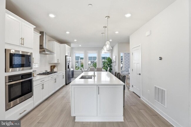 Building Photo - 10120 Stonecat Ct