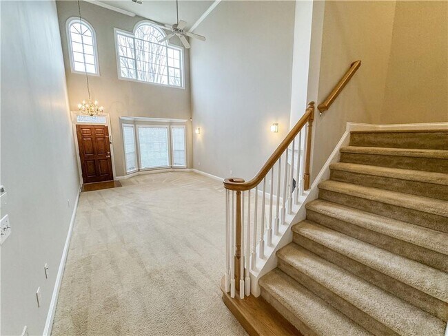 Building Photo - 2000 Sterling Ct