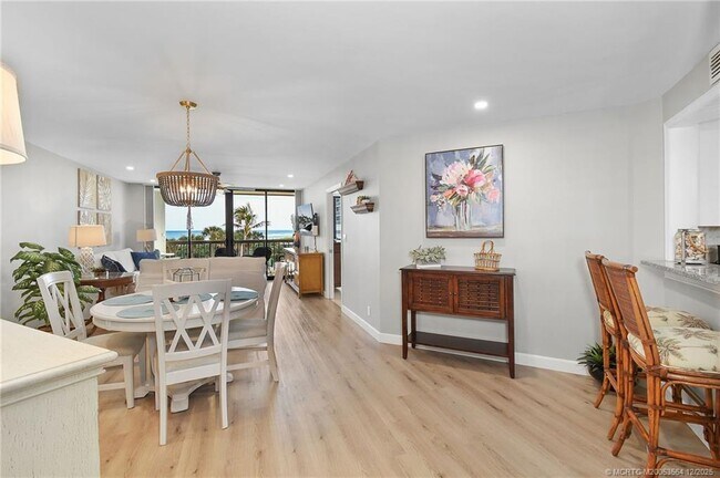 Building Photo - 9500 S Ocean Dr