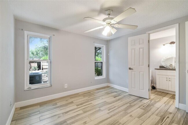 Building Photo - 3679 Sugarcreek Dr