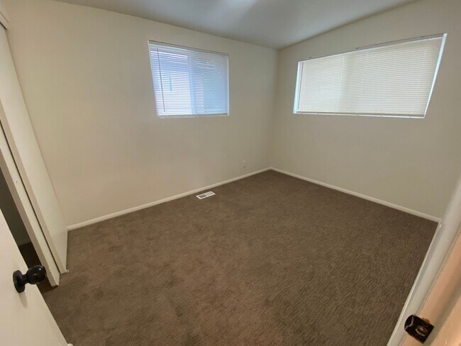 Building Photo - 4975 South 3535 West