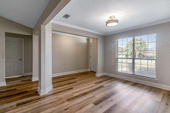 Building Photo - 4030 Broken Arrow Ct