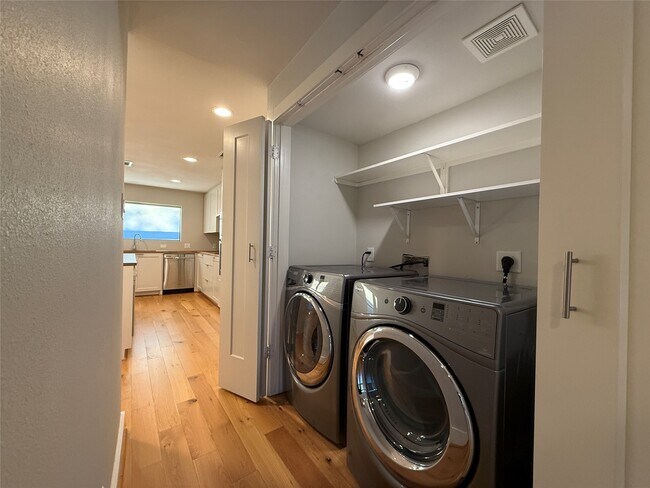 Building Photo - 4116 McDuffie St