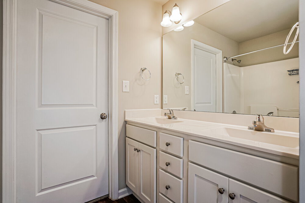 Building Photo - 114 Winter Red Wy