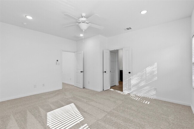 Building Photo - 6930 Terlingua Dr