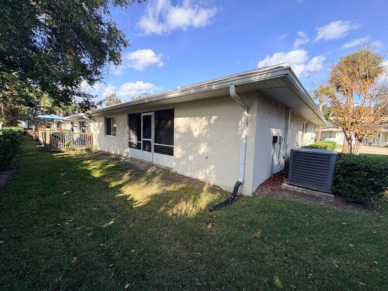 Building Photo - 533 Wayne Ave