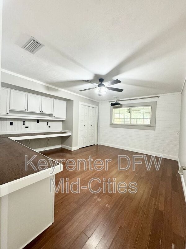 Building Photo - 1608 Durham Dr