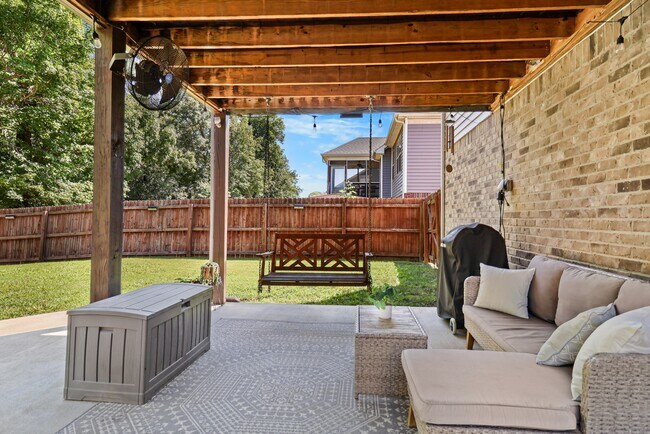 Building Photo - 773 Banister Dr