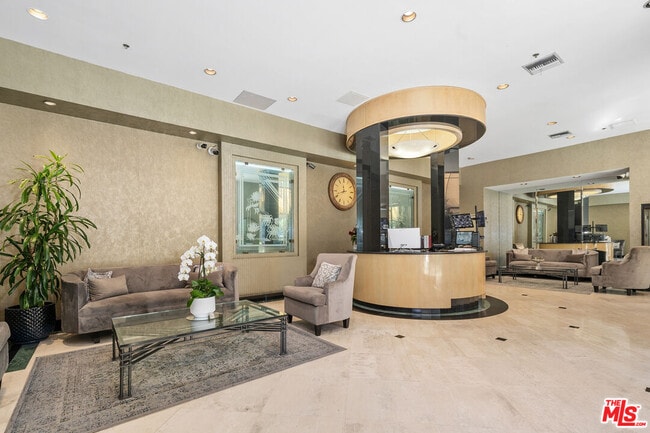 Building Photo - 10535 Wilshire Blvd