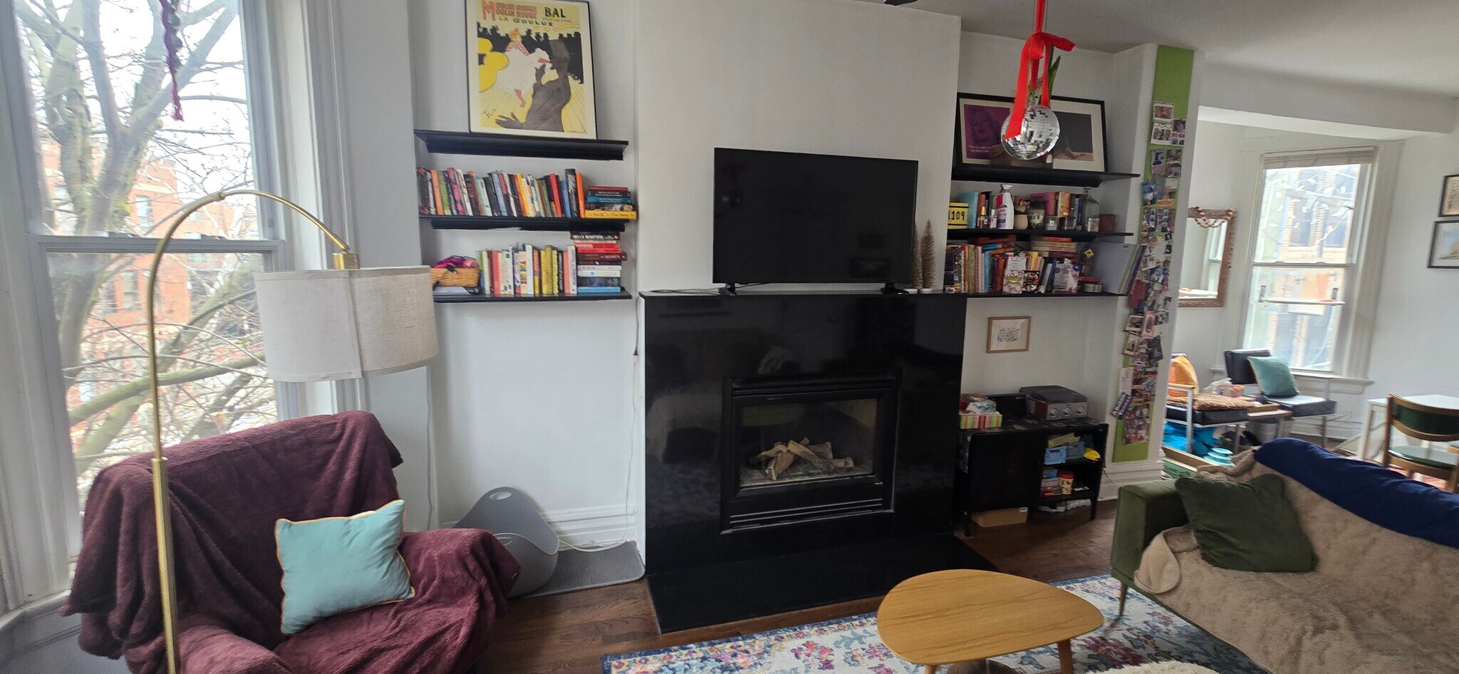 Building Photo - 2015 W Saint Paul Ave