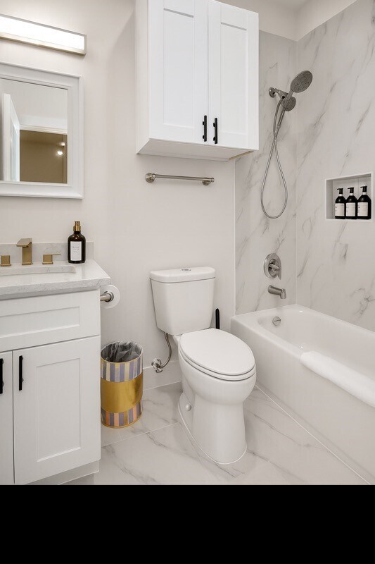 Building Photo - 8419 Woodward St