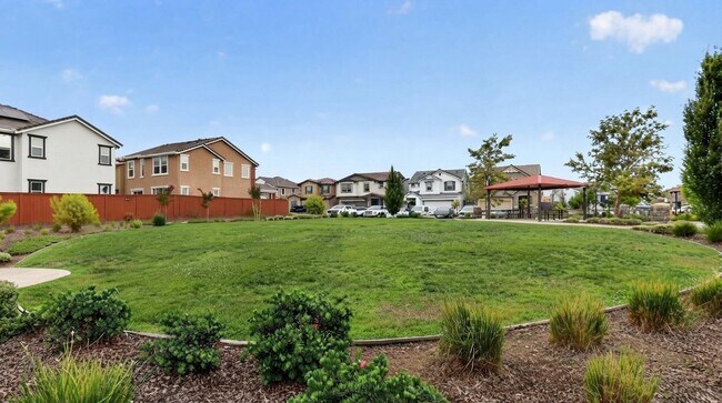 Building Photo - 3209 Auburn Leaf Loop