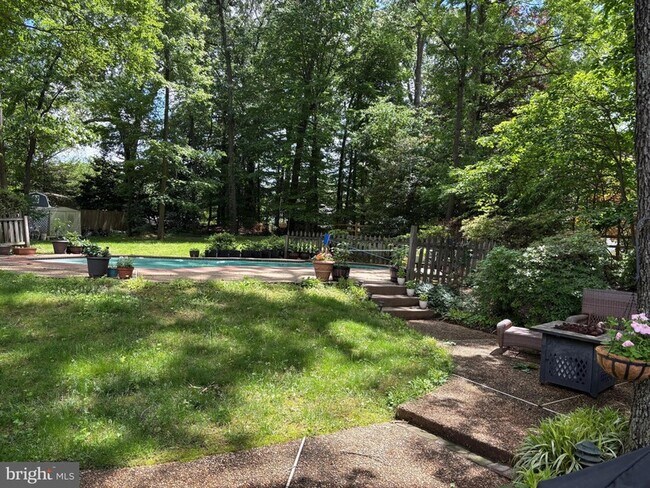 Building Photo - 2529 W Meredith Dr