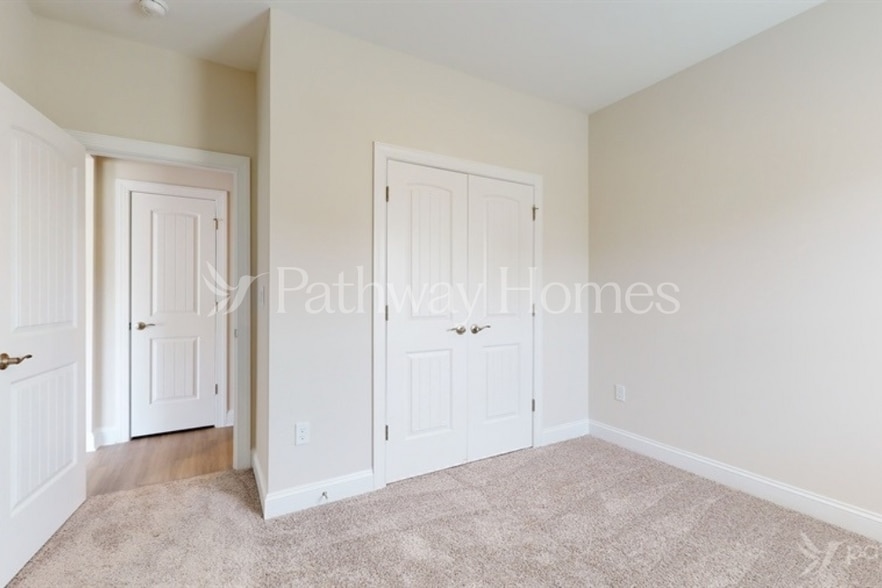 Building Photo - 129 Tanner Lp