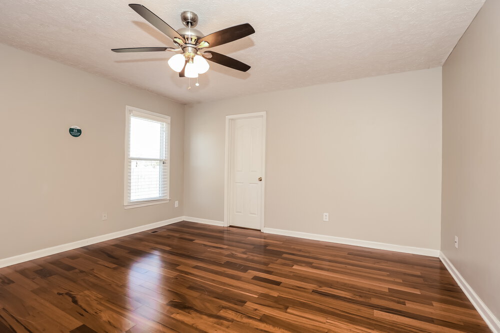 Building Photo - 1818 Pennington Dr