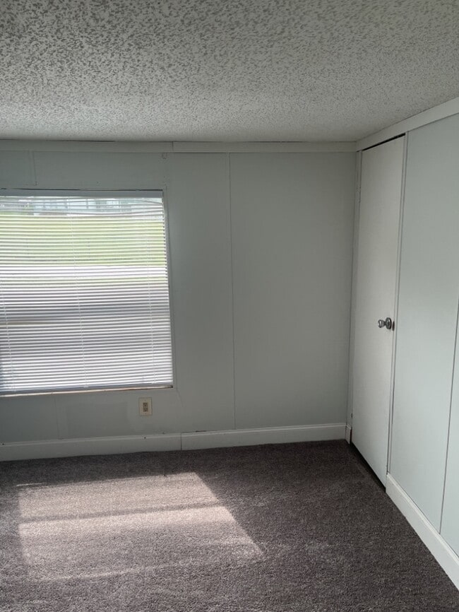 Building Photo - 108 Joe Dyar Rd