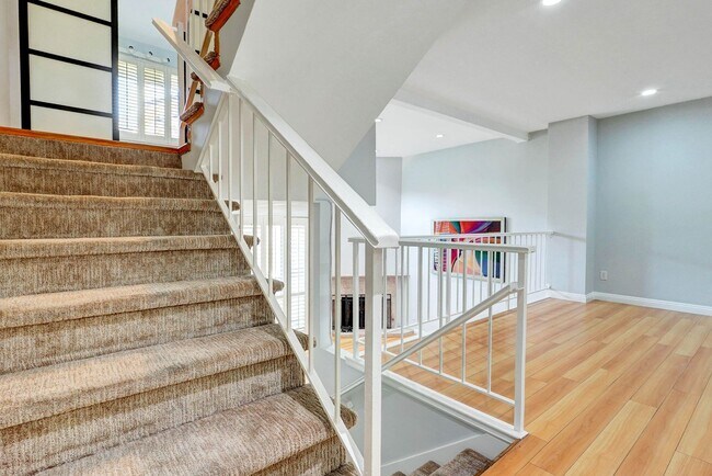 Building Photo - 19355 Sherman Way