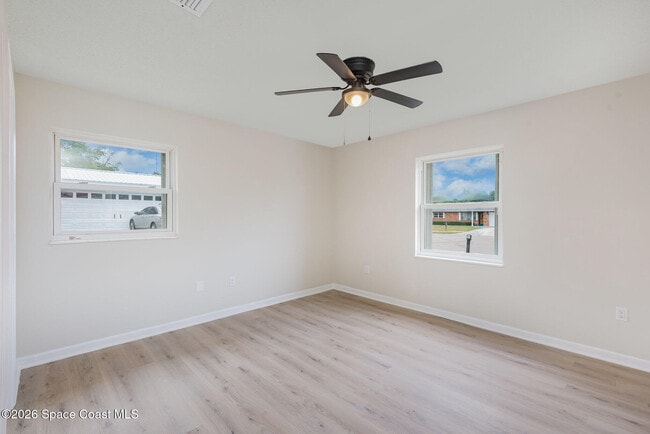 Building Photo - 1650 Leach Cir