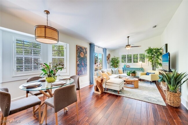 Building Photo - 2800 Lakeview Dr