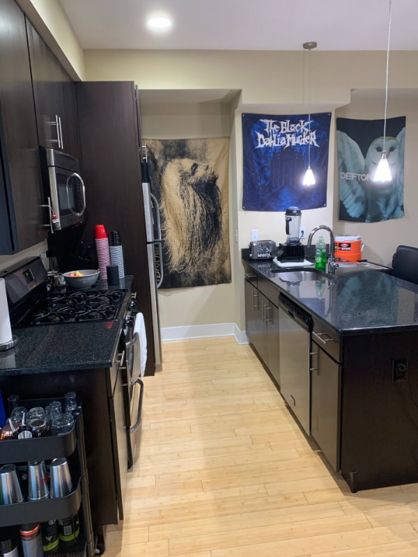 Building Photo - 1123 Leopard St