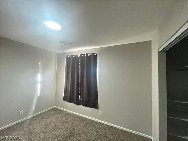 Building Photo - 3701 Cactus Wheel Ct