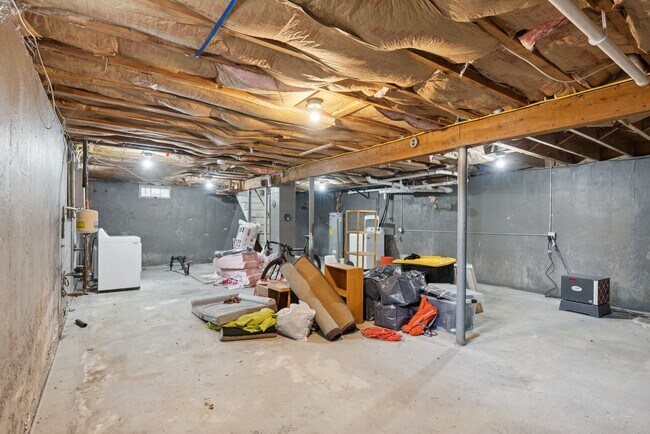 Building Photo - 67 Cutts Rd